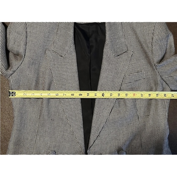 CHRISTIAN DIOR VINTAGE WOOL HOUNDSTOOTH DOUBLE-BREASTED WOMEN S BLAZER - Picture 11 of 11